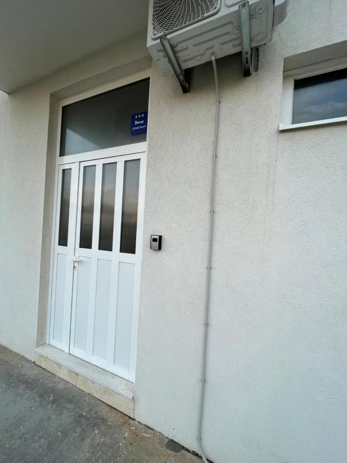 Apartment Kairos Trogir Exterior foto